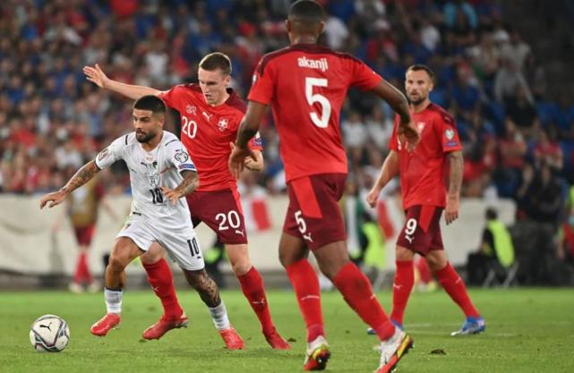 包含波兰队力克保加利亚,积分暂时领先的词条 包含波兰队力克保加利亚,积分暂时领先的词条