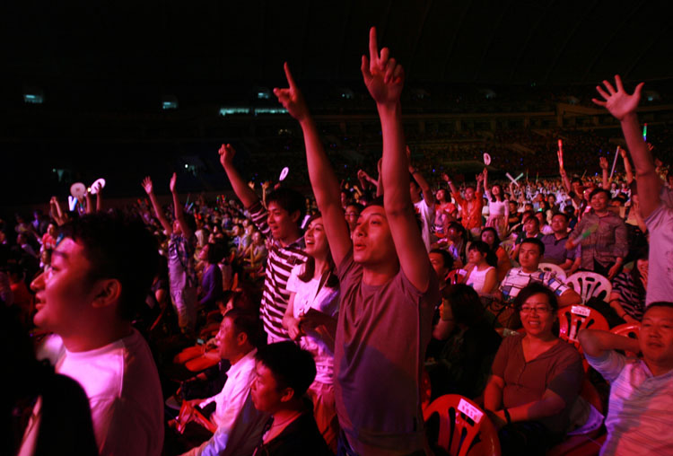 T1碾压FPX,Zeus拿下关键大龙宿敌对决淘汰赛,让粉丝疯狂欢呼的简单介绍 T1碾压FPX,Zeus拿下关键大龙宿敌对决淘汰赛,让粉丝疯狂欢呼的简单介绍