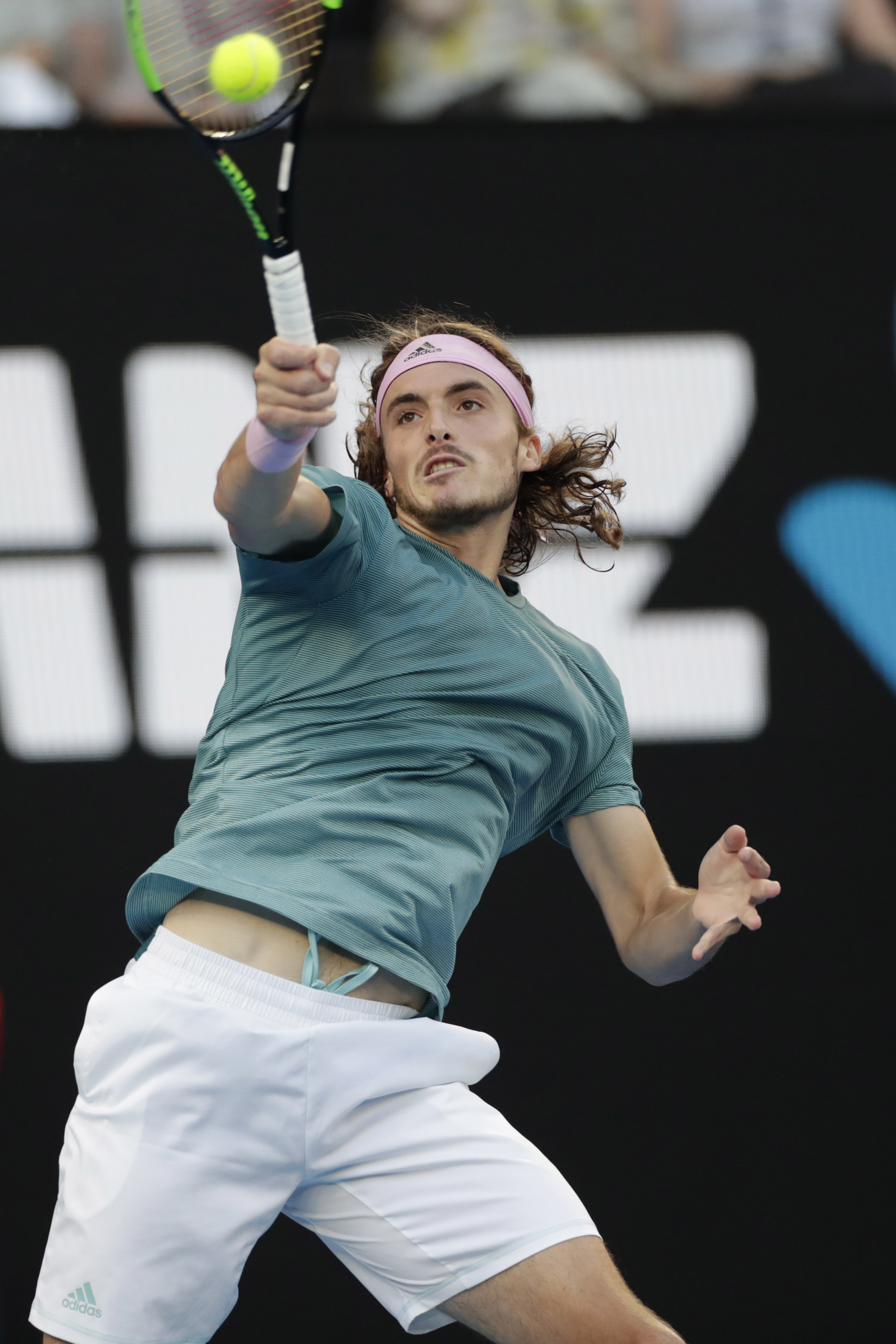 德国网球队险胜意大利网球队,西西帕斯统治全场的简单介绍 德国网球队险胜意大利网球队,西西帕斯统治全场的简单介绍