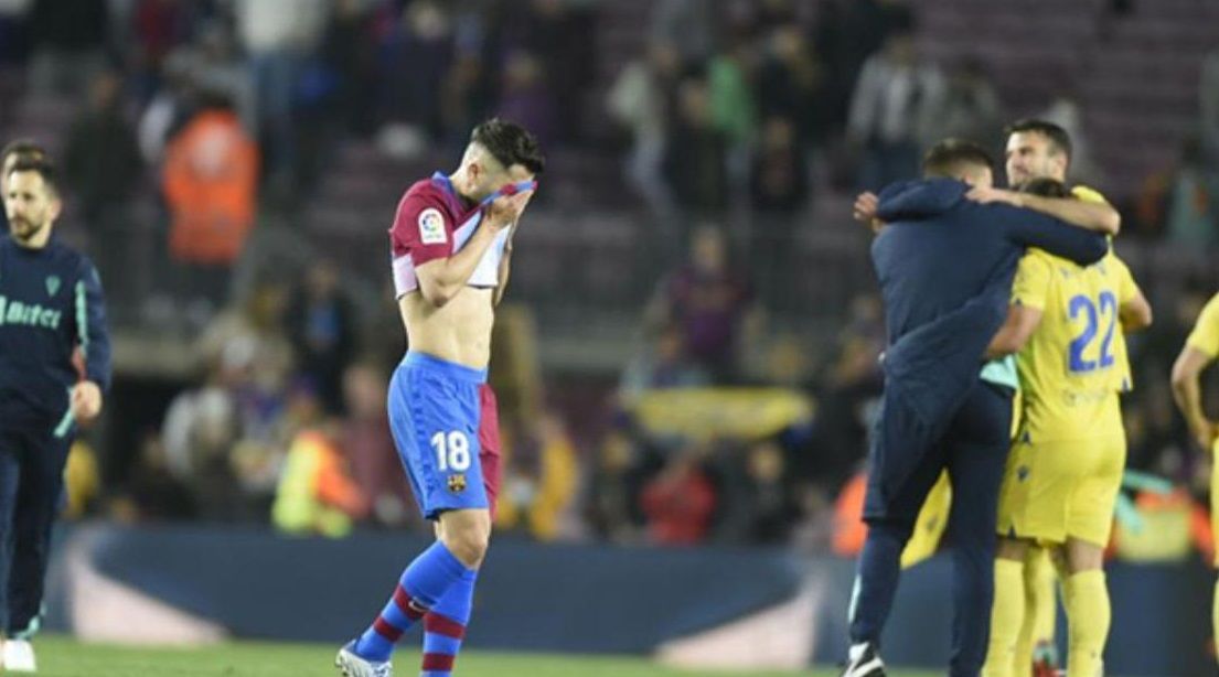 开云下载-巴塞罗那失守颓势，联赛冠军悬疑的简单介绍