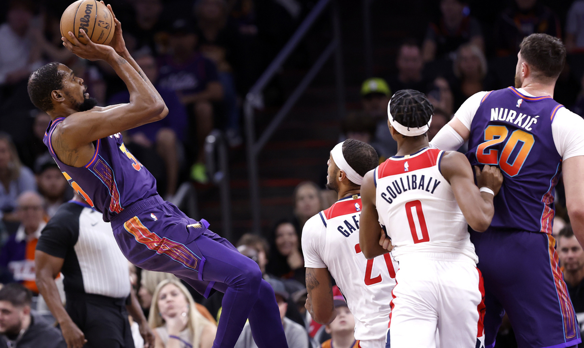 菲律宾男篮在关键时刻逆转胜利 菲律宾男篮在关键时刻逆转胜利