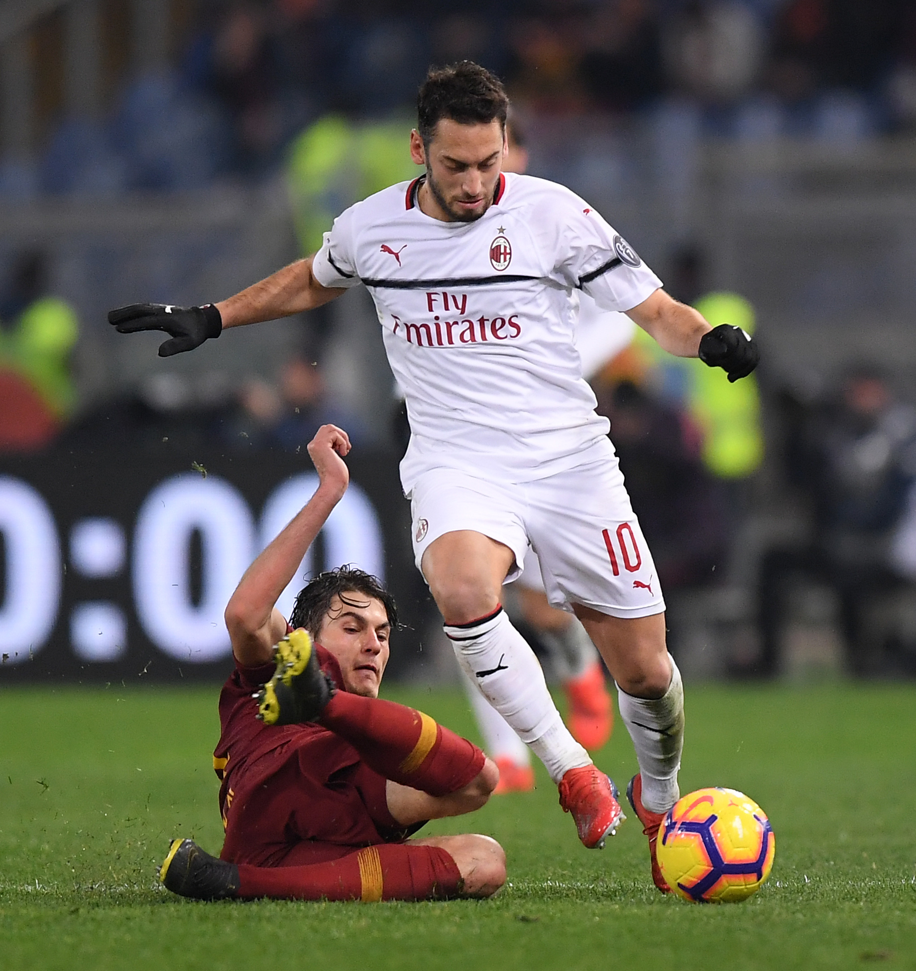 关于AC米兰战平,伊卡尔迪终结进球荒的信息 关于AC米兰战平,伊卡尔迪终结进球荒的信息