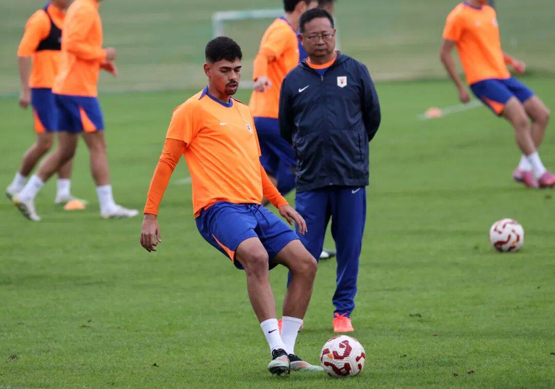 关于云南队球员战术精准，备战比赛的信息