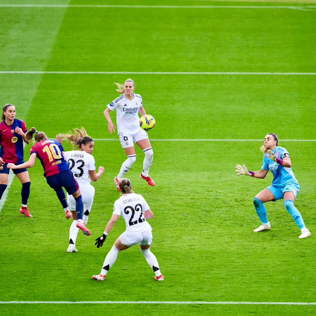 关于巴塞罗那全胜晋级，争取下一关的信息