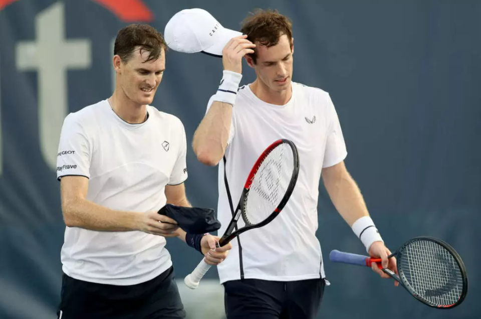 开云体育APP下载-温网鏖战美网，穆雷点燃赛场