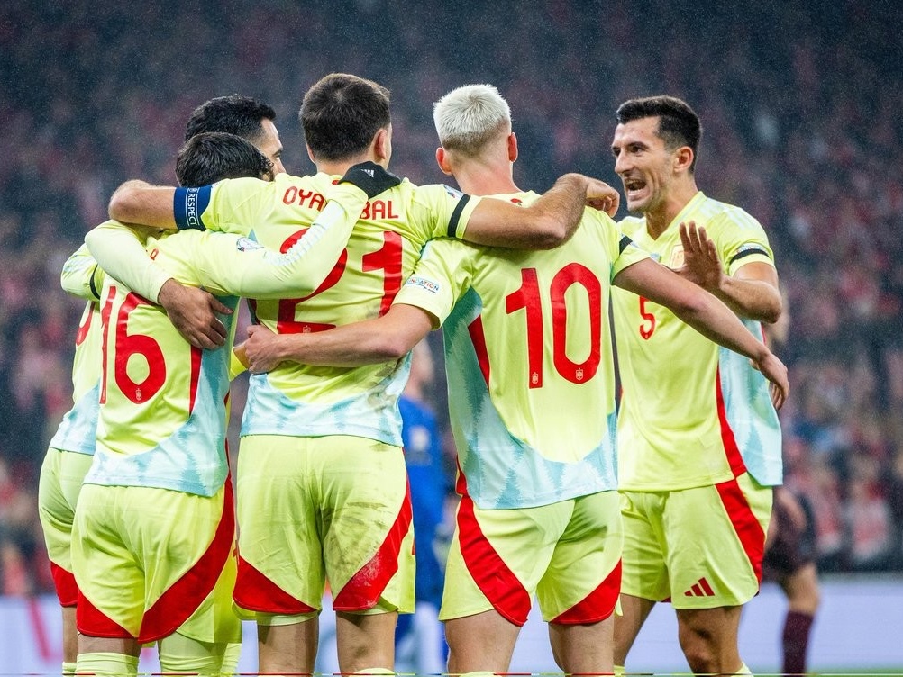 开云体育在线-荷兰鏖战尤文，奥亚尔萨瓦尔扛起全队