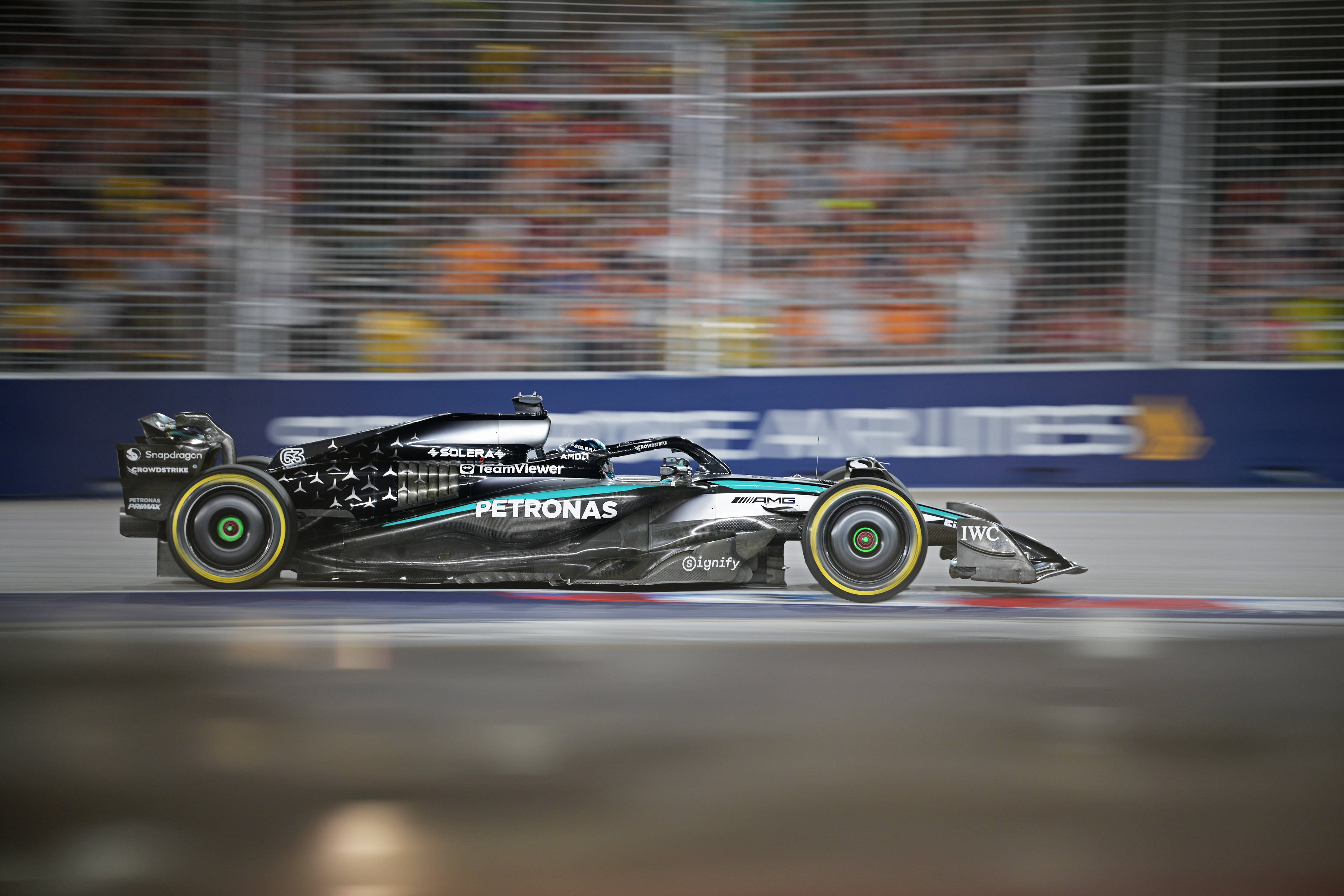 开云体育登录-雷诺车队翻盘红牛二队，拉塞尔惊艳四座的简单介绍